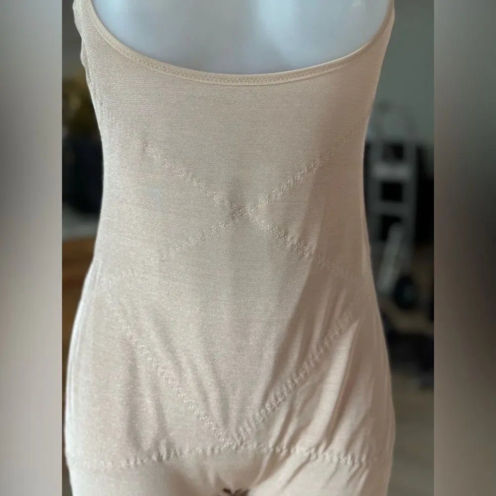 Women's Open Bust Tummy Control Waist Slimming Sheer Shapewear. Size Medium